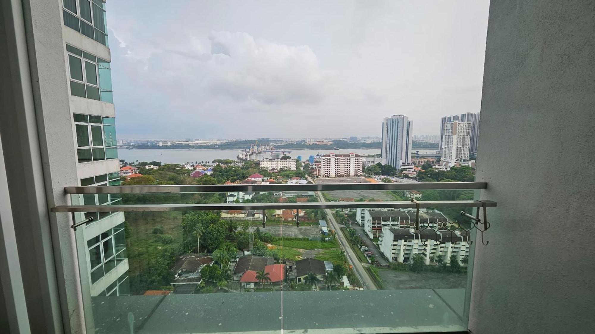 Paragon Suites Studios With Private Jacuzzi Near Ciq Rts Johor Bahru Buitenkant foto